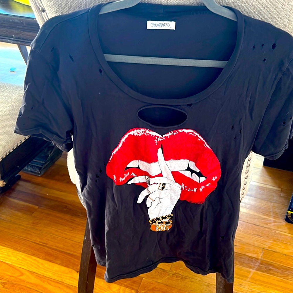Lauren moshi tee
